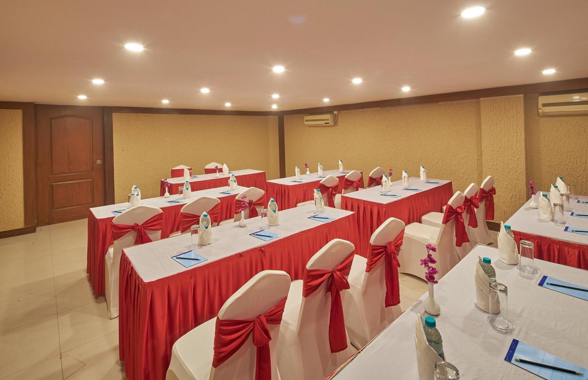 Tulip Inn Koramangala Bangalore Eksteriør billede